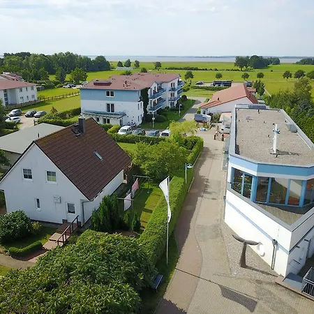 Appartementhaeuser Achterwasserblick * Koserow